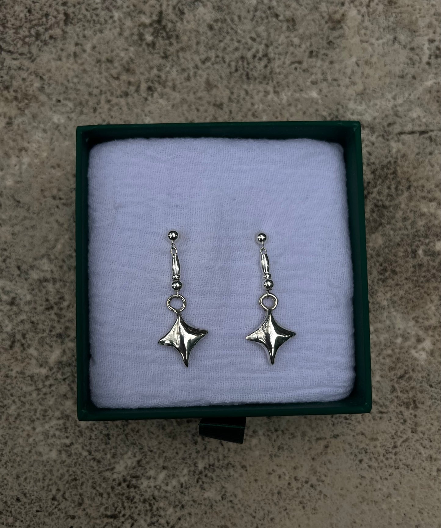 Flare Studs