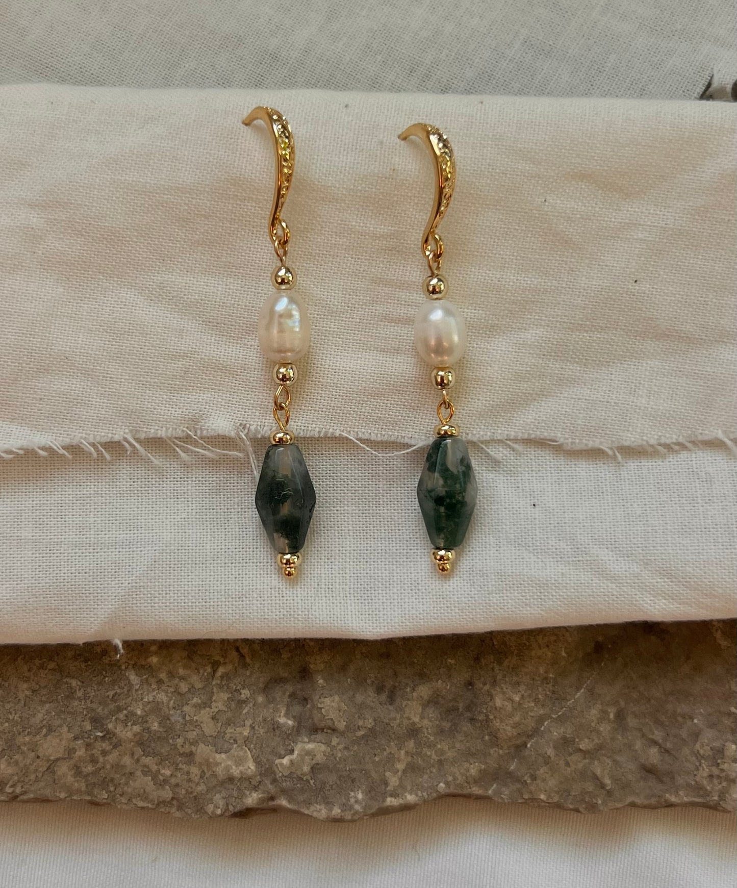 Moss & Pearl Earrings