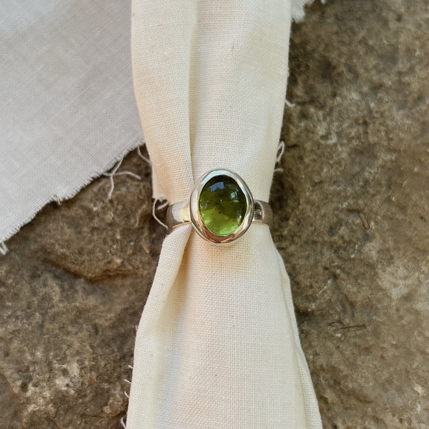 Peridot - Size 7